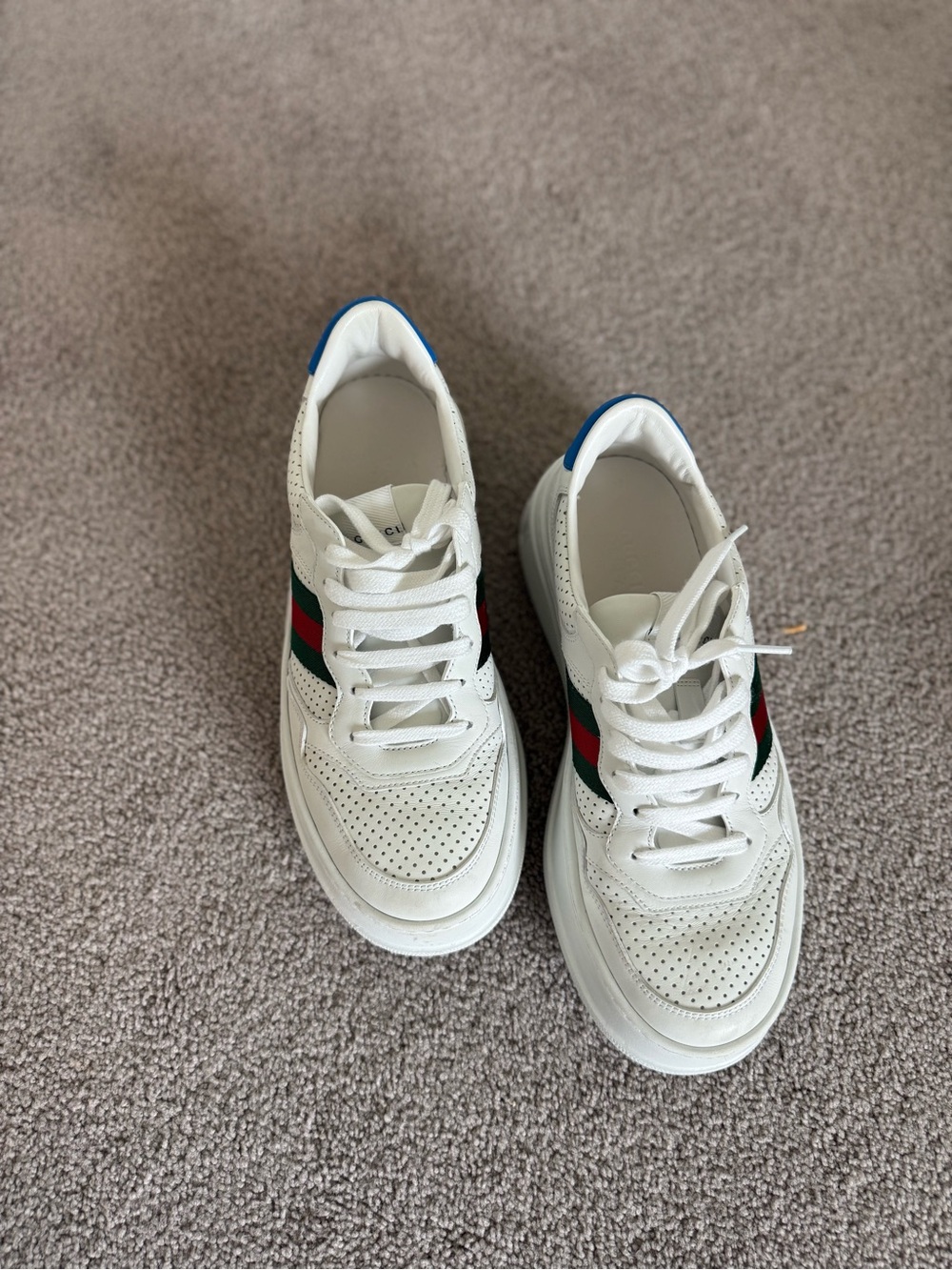AUTHENTIC Gucci White Leather Sneakers with Red & Green Stripe and Blue Heel - Picture 4 of 7